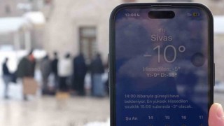 Dondurucu soğuğa aldırış etmediler