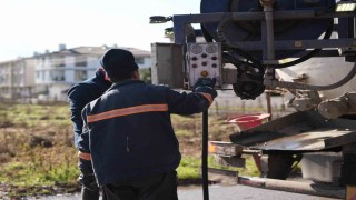 Düzce Belediyesi menfez ve mazgalları temizledi