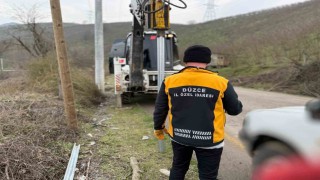 Düzcede grup yollarında tabela çalışmaları sürüyor