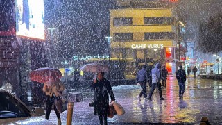 Düzcede kar yağışı etkili oluyor