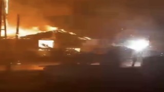 Düzcede mobilya atölyesi küle döndü