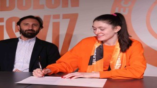 Eczacıbaşı Dynavit, Dana Rettke ile sözleşme yeniledi