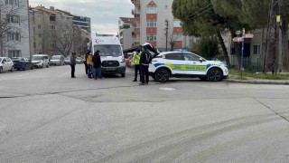 Edirnede otomobil ile motosiklet çarpıştı: 1 yaralı