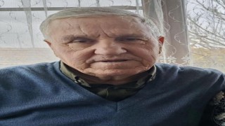 El frenini çekmediği traktörün altında kalan sürücü hayatını kaybetti