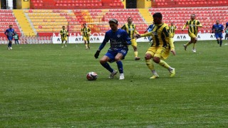 Erciyes 38 FK evinde farklı kazandı