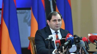 Ermenistan Savunma Bakanı Papikyan: Azerbaycan ile silahlanma yarışına girmeyi planlamıyoruz