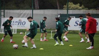Esenler Erokspor, Antalyadaki devre arası çalışmalarını tamamladı