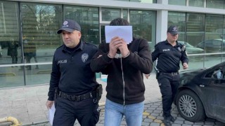 Eşi terk edince, kayınpederinin evini ateşe verdi