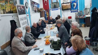 Eskişehir Şairler Derneği Başkanı Kenan Demirel güven tazeledi