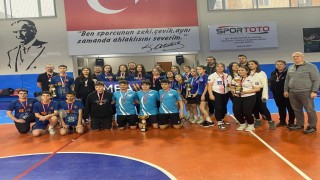 Eskişehirde badminton heyecanı sona erdi