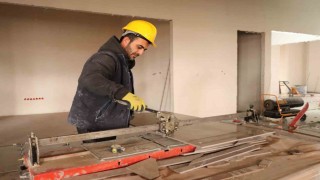 Eskişehirin ayazında inşaatta bahar havası
