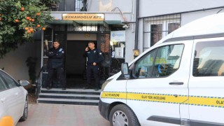 Evi teslim etmeyen müteahhidin oğlunu öldürüp yaşamına son verdi