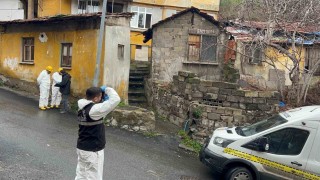 Eyüpsultanda gecekonduda çıkan yangında 1 kişi hayatını kaybetti, 1 kişi yaralandı