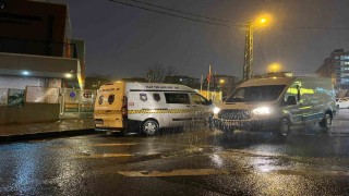 Eyüpsultanda İBBye ait darp ve istismar iddiaları bulunan kreşte olay yeri inceleme ekipleri çalışma yaptı