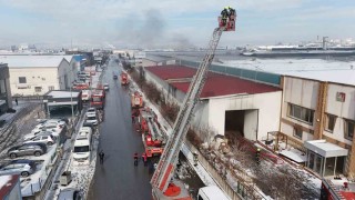Fabrika yangını havadan görüntülendi