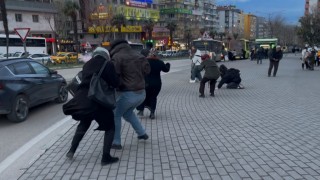Fırtınada uçmamak için yerlere böyle yattılar