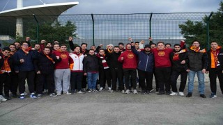 Galatasaraylı taraftarlar Süper Kupa finali için stada geldi