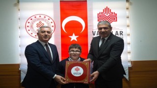 Gaziantep Vakıflar Bölge Müdürlüğünden görme engelli hafızlara anlamlı destek