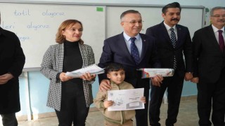 Gaziantepte 690 bin öğrenci karne heyecanı yaşadı