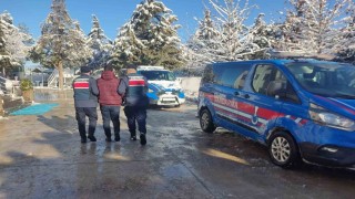 Gaziantepte 9 düzensiz göçmen ile 3 organizatör yakalandı