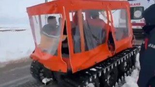 Gaziantepte düşük riski olan hamile kadın paletli kar aracıyla kurtarıldı