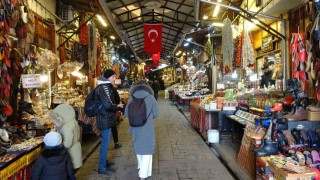 Gaziantepte kar yağışı tarihi çarşıları sessizliğe bürüdü