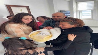 ‘Geçici Koruyucu Aile modelinin 100üncü bebeği Ege Berk, Samsunda koruyucu ailesiyle buluştu