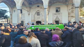 Genç yaşta hayatını kaybeden Sezer, son yolculuğuna uğurlandı
