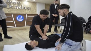 Gençler acil ve ilk yardım konusunda bilinçlendirildi