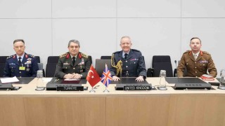 Genelkurmay Başkanı Bayraktaroğlu, İngiliz, İspanyol ve İtalyan mevkidaşlarıyla bir araya geldi