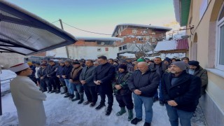 Giresunda çığ altında hayatını kaybeden çoban toprağa verildi