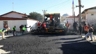 Gökova mahallesinin yolları yenileniyor