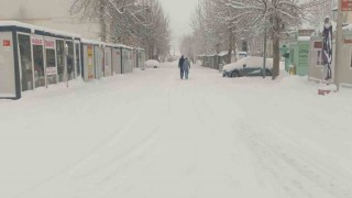 Gölbaşında kar yağışı etkili oldu