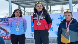 Hakkarili sporcular Erzurumdan 22 madalyayla döndü