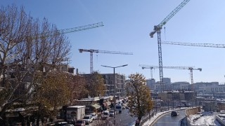 Hava sıcaklığı eksilere düştü, inşaatlarda çalışmalar durma noktasında geldi
