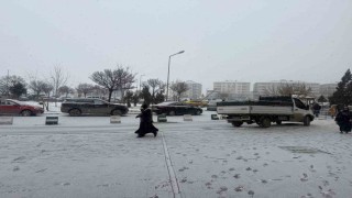 Iğdırda kar yağışı yeniden başladı