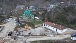 İnegöl Belediyesinden İclaliye Mahallesinde meydan düzenlemesi
