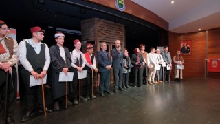 İnegölde genç meddahlar sahne aldı