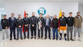 İnönü Üniversitesi Basketbol takımı şampiyon oldu