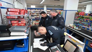 İnönüde kurallara uymayan zincir marketlere mühür vuruldu