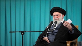 İran dini lideri Hamaney, protestolarda binlerce kişinin öldüğünü kabul etti