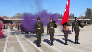 Ispartada komandolar mezun oldu, aileler gurur ve duygu dolu anlar yaşadı