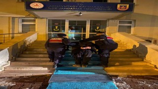 İstanbulda aranması bulunan DEAŞlı işçilerin kaldığı konteynırda yakalandı