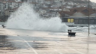 İstanbulda lodos etkili oluyor