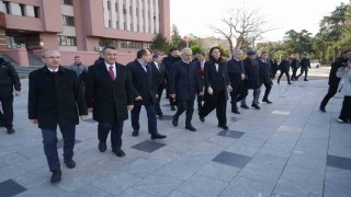 İstiklal Meydanı ve Kurtuluş Yolu düzenlemesinde sona doğru