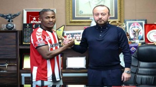 Jonathan Okoronkwo resmen Sivassporda