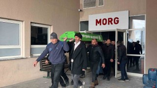 Kafası bazaya sıkışan minik Amine öldü