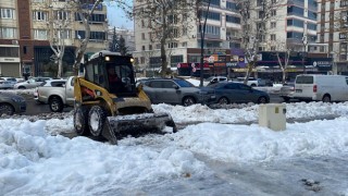 Kahramanmaraş Büyükşehir’den Kar ve Buzlanmaya Karşı Kesintisiz Mücadele