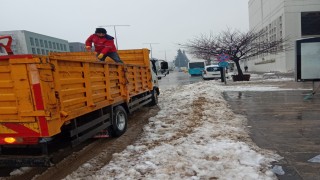 Kahramanmaraşta karla mücadele sürüyor