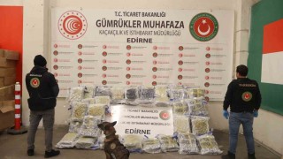 Kapıkulede 144 kilo esrar ele geçirildi